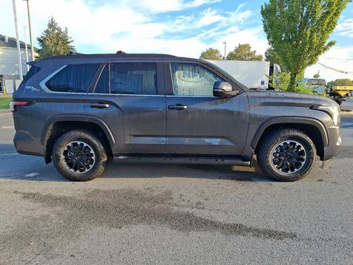 2026 Toyota Sequoia SR5