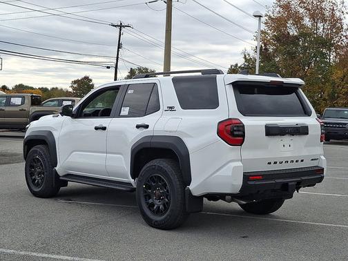 2025 Toyota 4Runner TRD Off Road