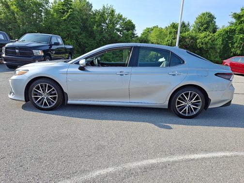 2023 Toyota Camry XLE