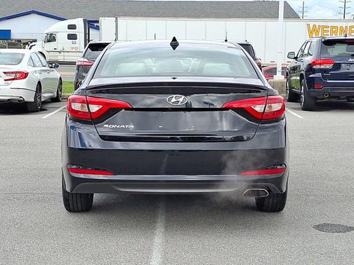 Phantom Black 2017 Hyundai SONATA SE
