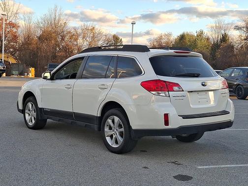 2013 Subaru Outback 2.5i Limited