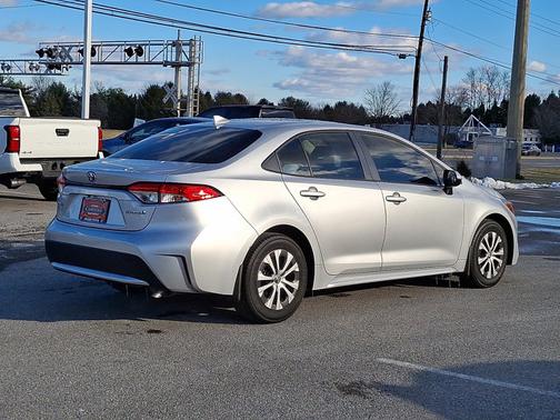 2022 Toyota Corolla Hybrid LE