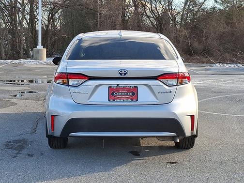 2022 Toyota Corolla Hybrid LE