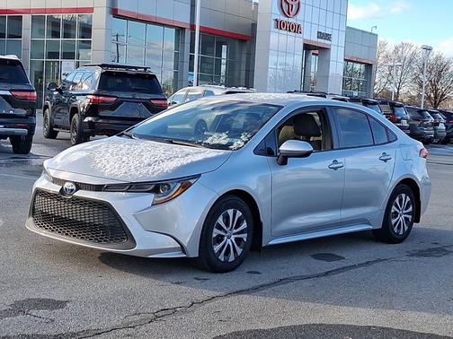 2022 Toyota Corolla Hybrid LE