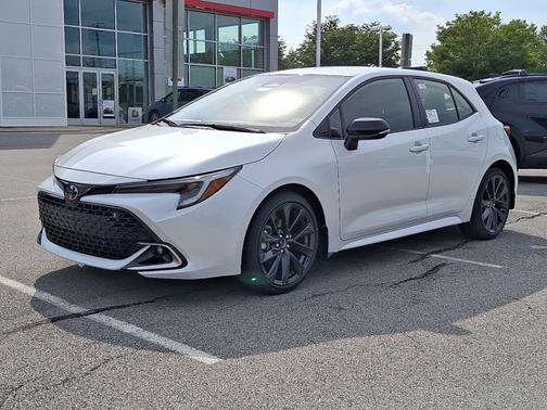 Wind Chill Pearl 2026 Toyota Corolla Hatchback XSE