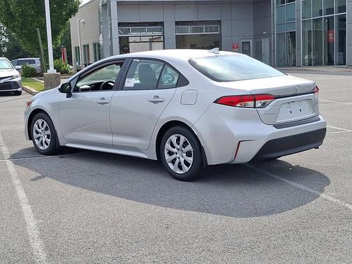 Classic Silver Metallic 2026 Toyota Corolla LE