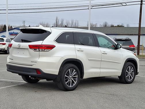 2017 Toyota Highlander XLE