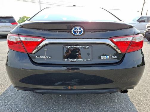 2017 Toyota Camry Hybrid SE