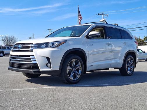 BLIZZARD PEARL 2017 Toyota Highlander HYBRID LIMITED PL