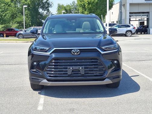 MIDNIGHT BLACK ME 2025 Toyota Grand Highlander Limited