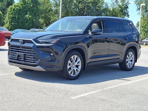 MIDNIGHT BLACK ME 2025 Toyota Grand Highlander Limited