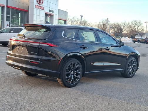 2025 Toyota Crown Signia Limited