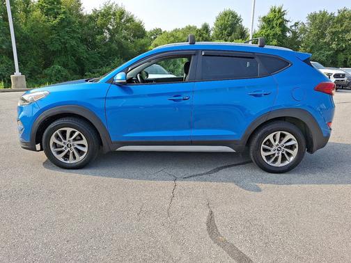 2017 Hyundai TUCSON SE Plus