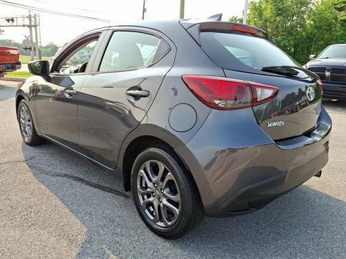 2020 Toyota Yaris LE