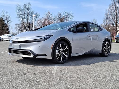 Cutting Edge 2026 Toyota Prius Plug-In Hybrid XSE