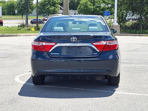 COSMIC GRAY MICA 2015 Toyota Camry LE