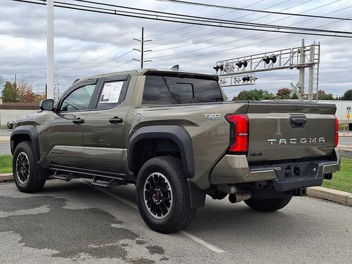 2024 Toyota Tacoma TRD Off Road