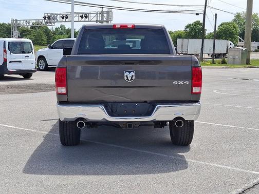 Granite Crystal Metallic Clearcoat 2019 RAM 1500 Classic Tradesman