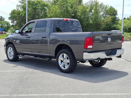 Granite Crystal Metallic Clearcoat 2019 RAM 1500 Classic Tradesman