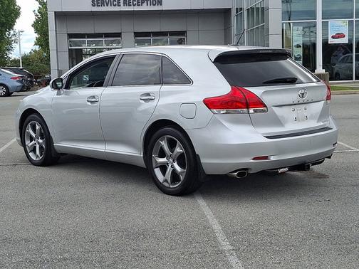 CLASSIC SILVER ME 2012 Toyota Venza Limited