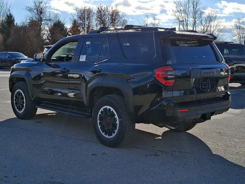 2025 Toyota 4Runner TRD Off Road