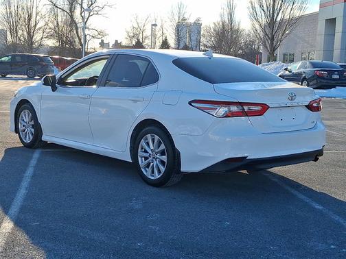 2020 Toyota Camry LE