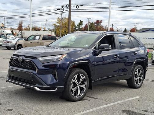 2025 Toyota RAV4 Plug-In Hybrid XSE