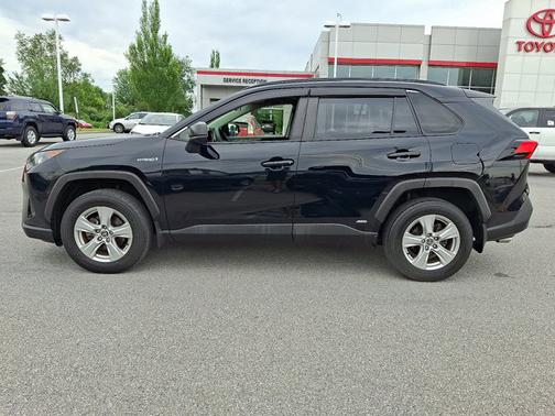 2021 Toyota RAV4 Hybrid LE