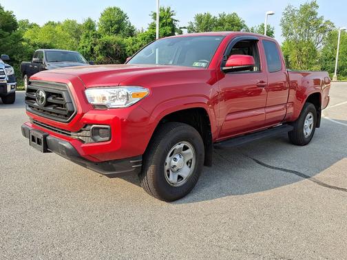 2022 Toyota Tacoma SR