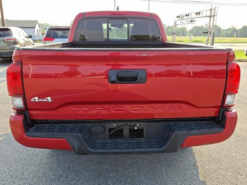 2022 Toyota Tacoma SR