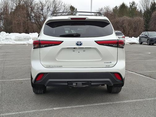 2020 Toyota Highlander Hybrid XLE
