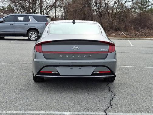 2023 Hyundai SONATA Hybrid Limited