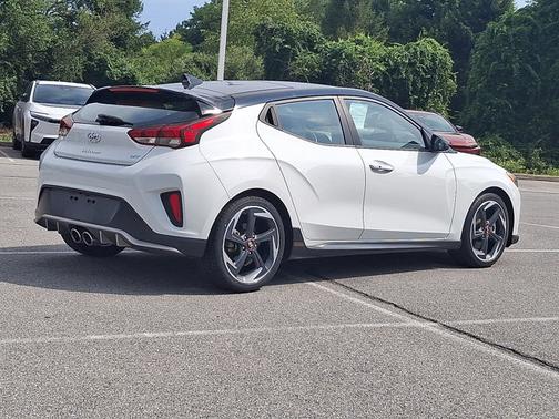 Chalk White w/Black Roof 2019 Hyundai Veloster Turbo Ultimate