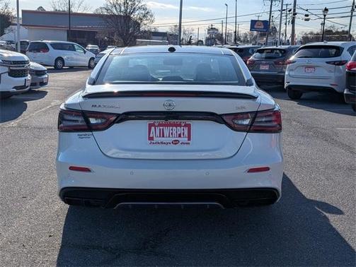 2021 Nissan Maxima SR