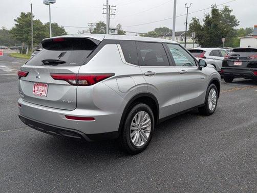 2025 Mitsubishi Outlander PHEV ES