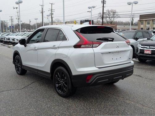 2025 Mitsubishi Eclipse Cross LE