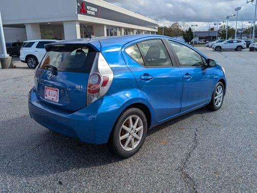 2013 Toyota Prius c Three