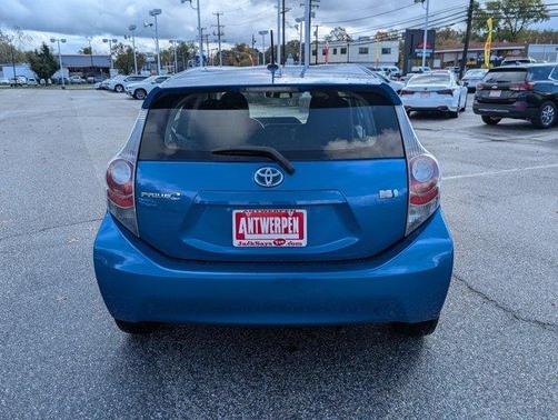 2013 Toyota Prius c Three