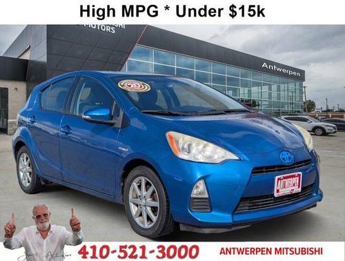 2013 Toyota Prius c Three