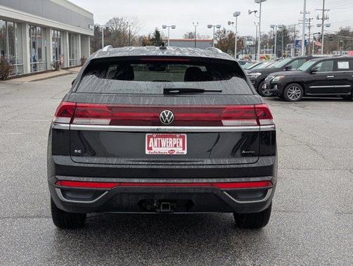2025 Volkswagen Atlas Cross Sport 2.0T SE w/Technology