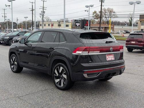 2025 Volkswagen Atlas Cross Sport 2.0T SE w/Technology