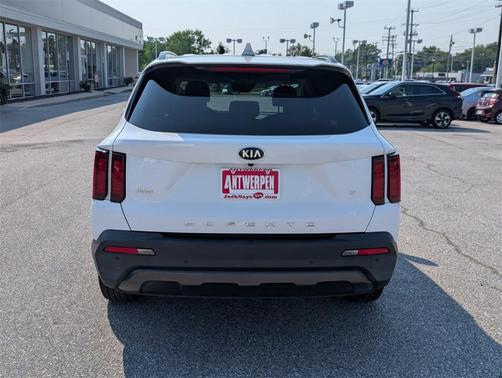 2021 Kia Sorento S