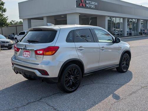 2019 Mitsubishi Outlander Sport LE