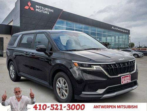 2024 Kia Carnival LX