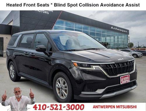 2024 Kia Carnival LX