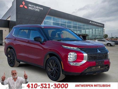 2023 Mitsubishi Outlander SE Black Edition
