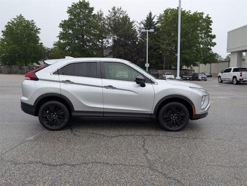 2022 Mitsubishi Eclipse Cross LE