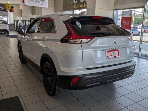 2024 Mitsubishi Eclipse Cross LE