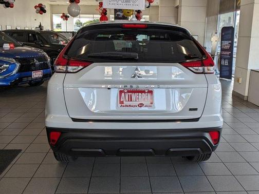 2024 Mitsubishi Eclipse Cross LE
