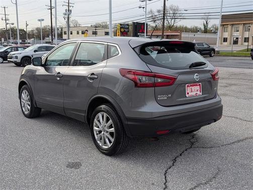 2022 Nissan Rogue Sport S